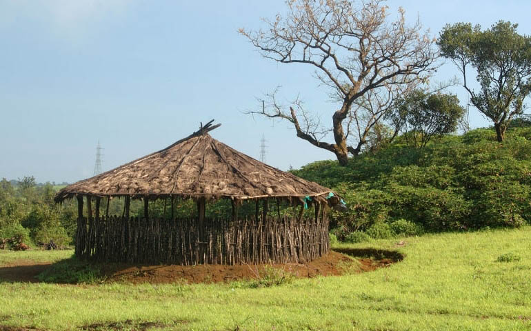 Amboli hill station resorts and Hotels near Mumbai