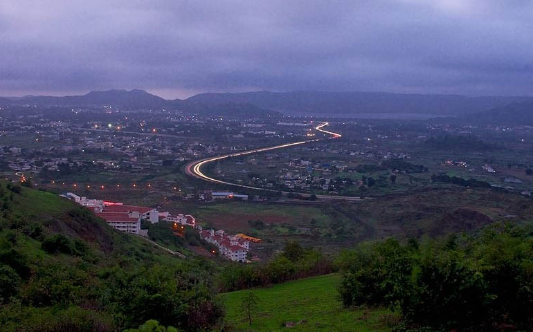 Lonavla hill station resorts and Hotels near Mumbai