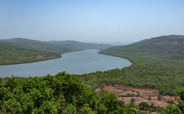 Shrivardhan Beach Resorts and Hotels near Mumbai